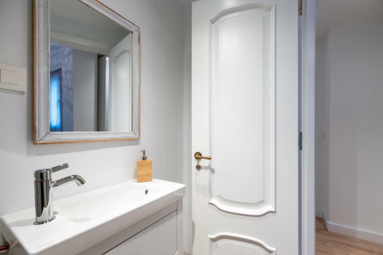 Unique Homes Las Setas, Plaza De San Pedro 6 Pax 세비야 외부 사진